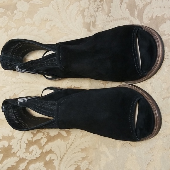 Vince Camuto women's black suede leather open toe Heels, Sandals ,size 7.5 - Picture 3 of 10